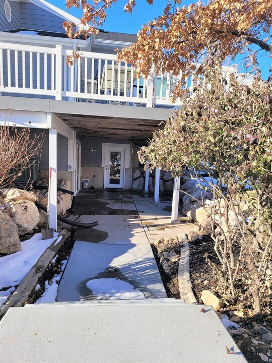 1084 E 3400 N in Ogden, UT - Building Photo