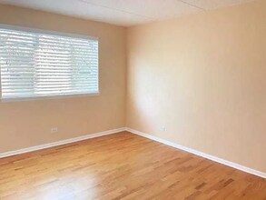 5S070 Pebblewood Ln, Unit F5 in Naperville, IL - Building Photo - Building Photo