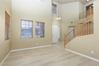 101 Glendive St in Henderson, NV - Building Photo - Building Photo