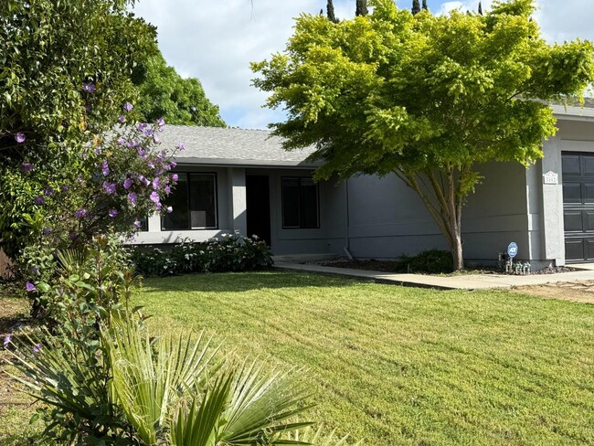 property at 66 Southport Ct