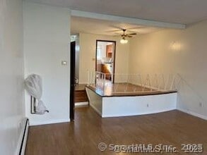 128 Woodland Dr in Montville, CT - Building Photo - Building Photo