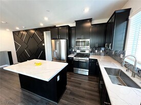 20 Barbara Ln in Las Vegas, NV - Building Photo