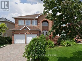 118 Grey Alder Ave in Richmond Hill, ON - Building Photo