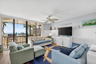 2355 NE Ocean Blvd in Stuart, FL - Foto de edificio - Building Photo