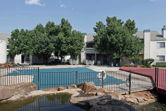 Cedar Lake Apartments in Norman, OK - Building Photo - Building Photo