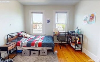 237 Norfolk St, Unit #4 in Cambridge, MA - Building Photo - Building Photo