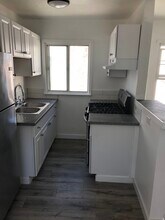 1066 E Hellman St in Long Beach, CA - Building Photo - Building Photo