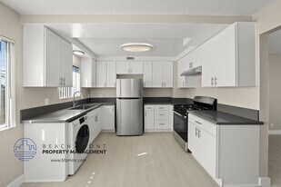 12236 Manor Dr. in Hawthorne, CA - Building Photo