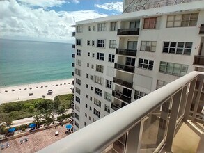 6039 Collins Ave, Unit 1710 in Miami Beach, FL - Foto de edificio - Building Photo