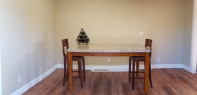 1264 Mira Flores Dr in Orcutt, CA - Building Photo - Building Photo
