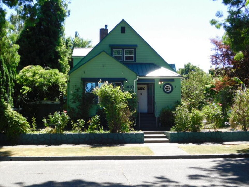 1410 McCoy Ave NE in Salem, OR - Building Photo