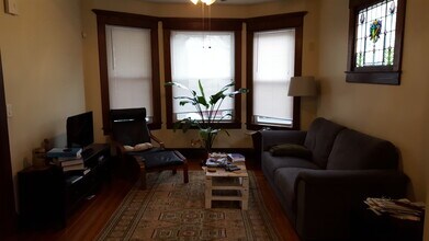 78 Lawrence St, Unit #1 in New Haven, CT - Building Photo - Building Photo