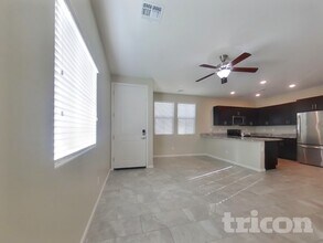 12589 W Lindbergh Dr in Peoria, AZ - Building Photo - Building Photo