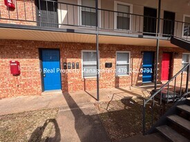 2301 S V St in Fort Smith, AR - Building Photo