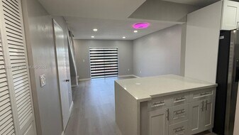 5731 NW 37th St in Virginia Gardens, FL - Building Photo