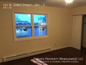 101 W Jones St in Milford, IL - Building Photo - Building Photo