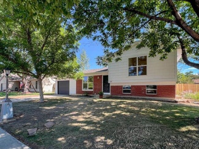property at 2132 Sherman St