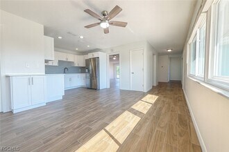 1458 Alwynne Dr N in Lehigh Acres, FL - Building Photo - Building Photo