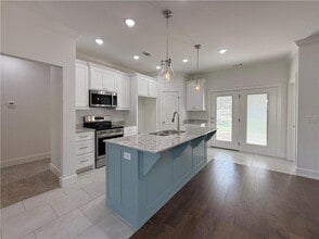1 Langholm Cir in Bella Vista, AR - Foto de edificio - Building Photo