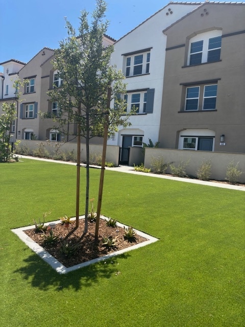 552 Via San Felipe Via in Camarillo, CA - Building Photo - Building Photo
