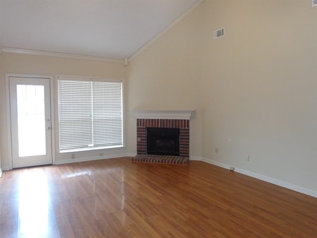 290 Oaksedge Drive in Oakland, TN - Foto de edificio - Building Photo