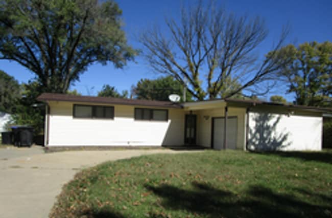 property at 1400 SW Argyll St