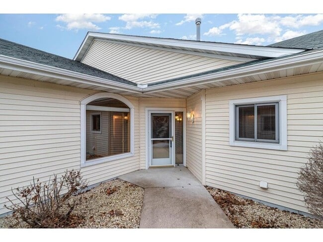 652 Aqua Cir in Lino Lakes, MN - Building Photo - Building Photo