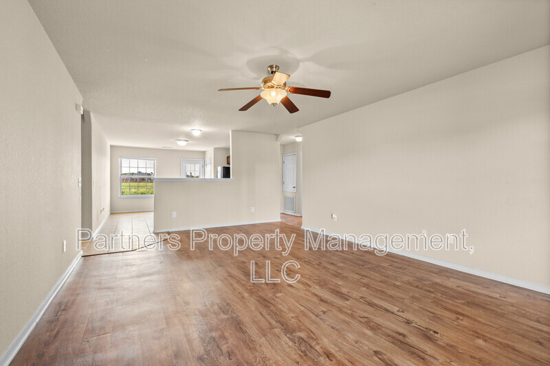 1154 S Gentle Valley Dr in Fayetteville, AR - Building Photo