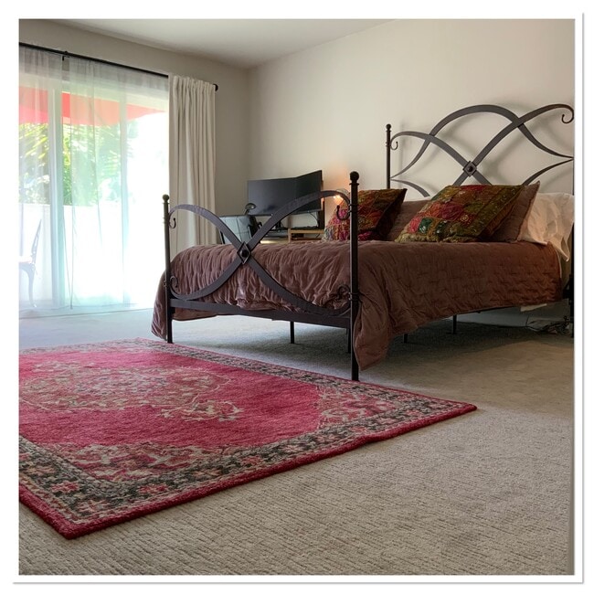 13243 Fiji Way in Marina Del Rey, CA - Building Photo - Building Photo