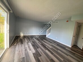 1131 E Lewis St in Fort Wayne, IN - Building Photo - Building Photo