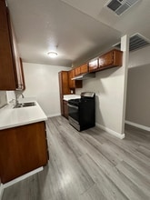 16645 Valencia Ave, Unit 2C in Fontana, CA - Building Photo - Building Photo