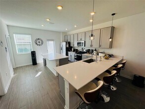 10774 Rhett St in Winter Garden, FL - Foto de edificio - Building Photo
