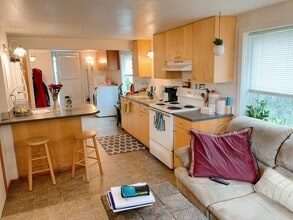 1029 High St in Bellingham, WA - Building Photo - Building Photo