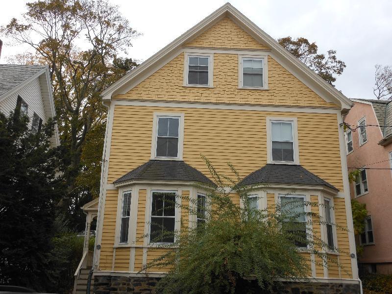 78 Charlesbank Rd in Newton, MA - Foto de edificio