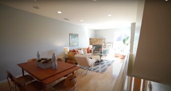 1490 Essex St in San Diego, CA - Building Photo