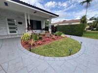 140 Pocatella St in Miami Springs, FL - Building Photo - Building Photo