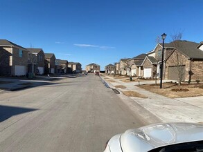 1813 Chapel Hl Rd in Princeton, TX - Building Photo - Building Photo