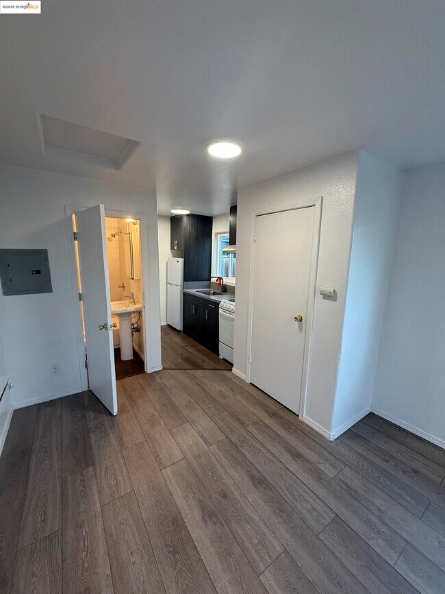 2638 75th Ave in Oakland, CA - Building Photo - Building Photo