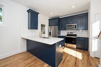 138 Faircloth St in Raleigh, NC - Building Photo - Building Photo