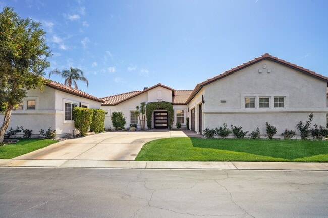 45138 Shaugnessy Dr
