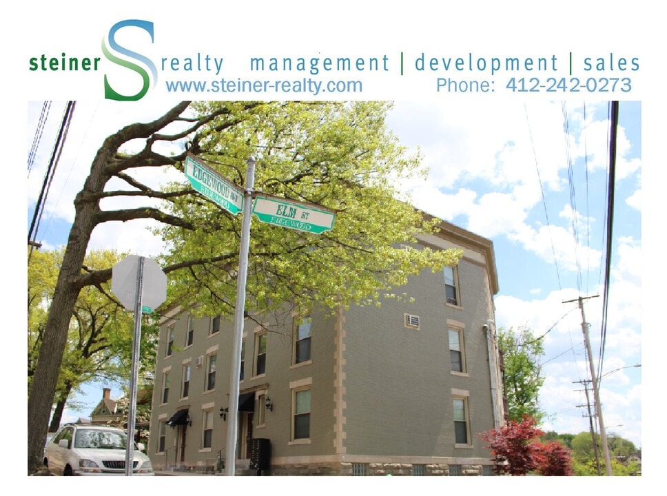 Cambridge Court in Pittsburgh, PA - Building Photo