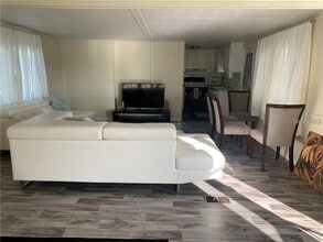 10 Boca Ciega St in Nokomis, FL - Building Photo - Building Photo