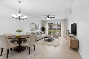 9855 Sandalfoot Blvd in Boca Raton, FL - Building Photo