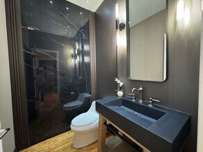 5 Hotchkiss Ct in Lincolnshire, IL - Building Photo - Building Photo