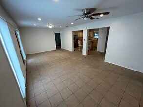 811 Avenida De Leon in Rancho Viejo, TX - Building Photo - Building Photo