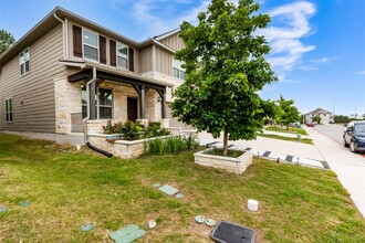 14202 Alloro Dr in Austin, TX - Building Photo - Building Photo