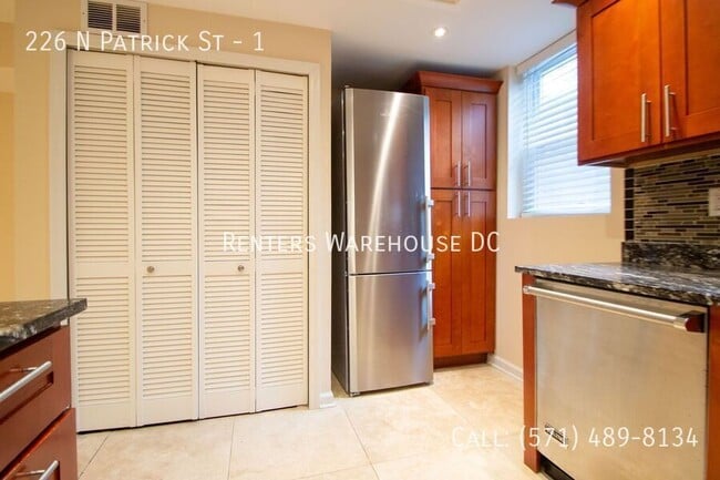 226 N Patrick St in Alexandria, VA - Building Photo - Building Photo