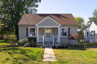 112 Lorraine Ave in Fredericksburg, VA - Building Photo - Building Photo