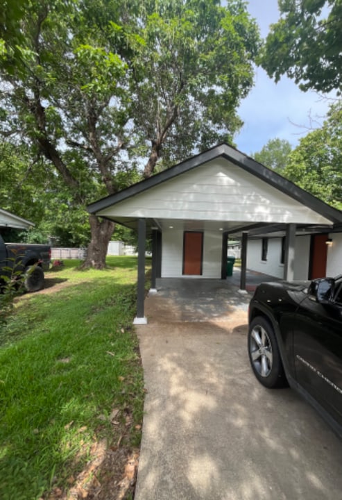 211 Boles St in Rayville, LA - Building Photo