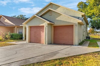 9780 Hollyhill Dr in Orlando, FL - Building Photo - Building Photo